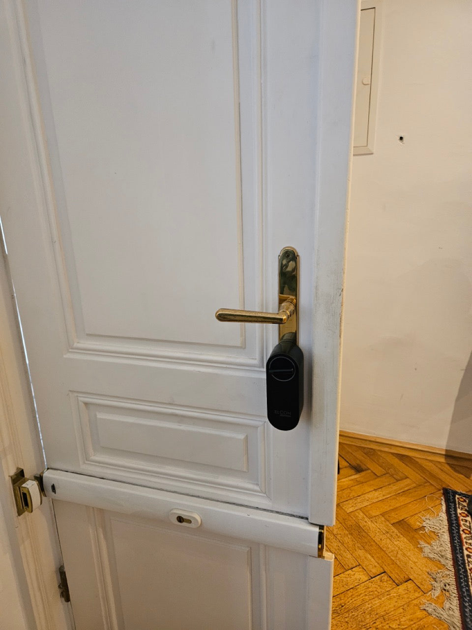 Zufriedener Kunde in Wien - elektronisches Türschloss von ELCON